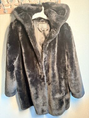 DKNY Black Faux Fur Hooded Coat Size Small Soft Luxe Winter Jacket